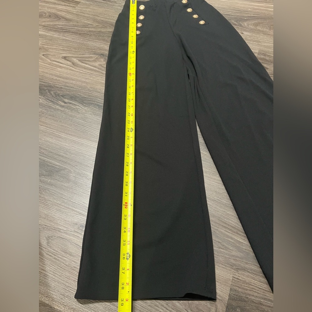 H&M Trousers in heavy jersey. High waist with concealed elastication - Picture 5 of 9